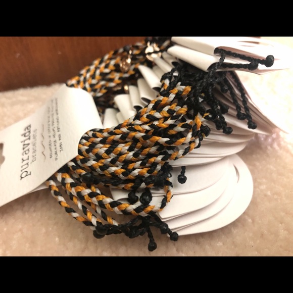 Pura Vida Jewelry - 1 (one) Pura Vida Braided Braclet